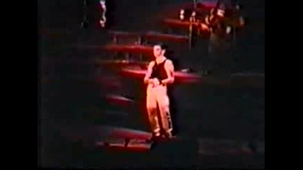 Depeche Mode - Enjoy The Silence (World Violation Tour Frankfurt @ 14.10.1990) 12/19