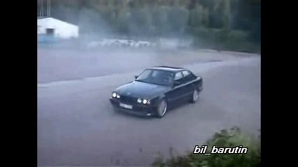 bmw drifting !!