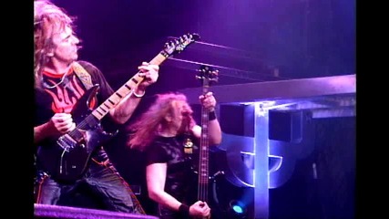 Judas Priest - Breaking The Law