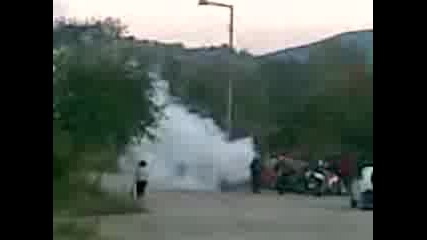 Vartene Na Gumi S Motor