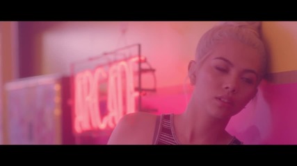 Hayley Kiyoko --- Cliffs Edge