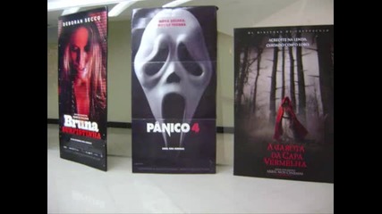 Дивашки постери от великия филм Писък 4 (2011)