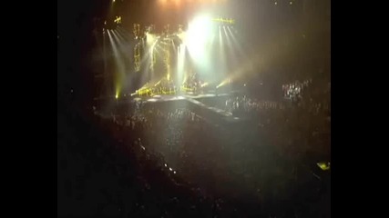 Enrique Iglesias dont turn off the lights (live from belfast)