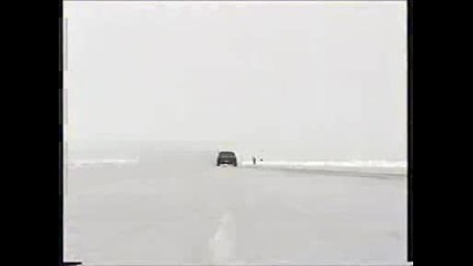 Най - Бързата Кола На Лед - 331km/h