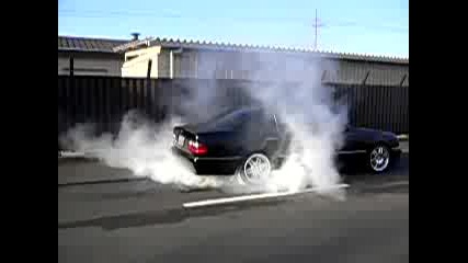 Mercedes Brabus Pali Gumi
