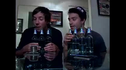 Simple Plan - Pierre and Seb - Bottle Song!! 