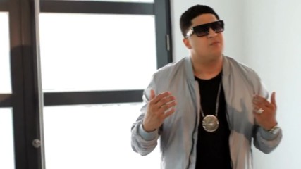 Carlitos Rossy - Niegas Official Video