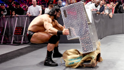 Drew McIntyre crushes Erick Rowan’s mysterious cage: Raw, March 9, 2020