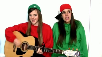 Tiffany Alvord и Megan пеят - Christmas Dont Be Late - Alvin and the Chipmunks 