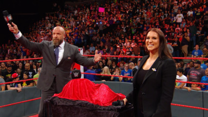 Triple H and the WWE Universe sing "Happy Birthday" to Stephanie McMahon: WWE.com Exclusive, Sept. 24, 2018