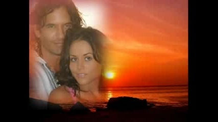Zuria Vega & Mario Cimarro 