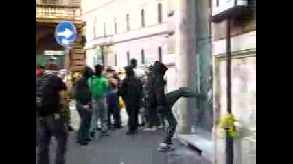 Protest Against Bush (Rome) - Black Bloc