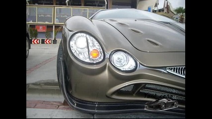 Mitsuoka Orochi