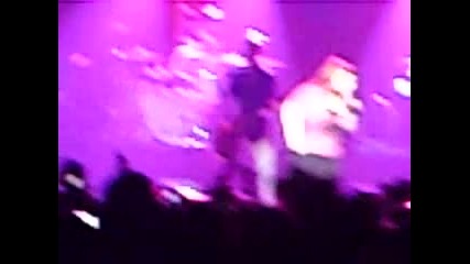 Kelly Clarkson Walk Away Live Manchester Apollo February 2010 