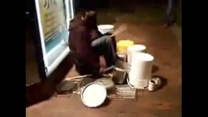 Awesome Homeless Drummer (Street)