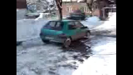 Peugeot 4isti Ulica