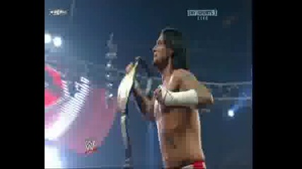 Cm Punk Печели WHC!!!