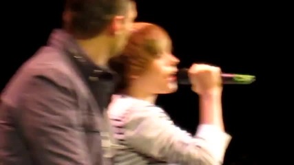 Justin Bieber singing With You by Chris Brown [incredible ]
