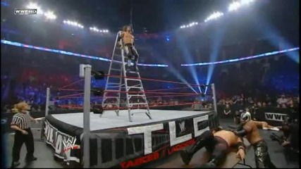 Edge - Diving Splash off a Ladder to a Table