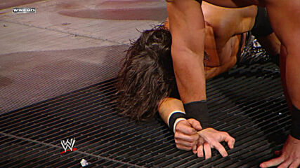The Miz vs. John Morrison – WWE Title Falls Count Anywhere Match: Raw, January 3, 2011 (Full Match)