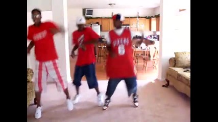 Луди Негра Танцуват на Soulja Boy - Crank dat