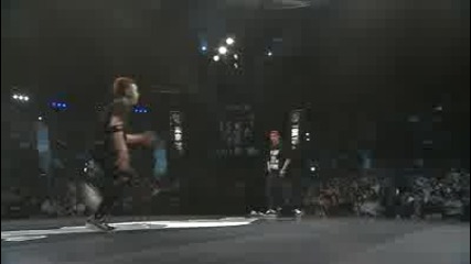 Pluto Vs Taisuke - Round 7 - Red Bull Bc One Tokyo 2010