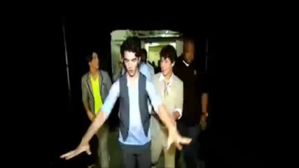 Jonas Brothers - Tonight [ Бг. Субтитри ]