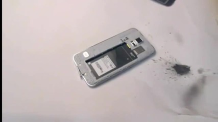 Телефон си отмъщава за Crash Test-a