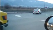 Два тира и кола катастрофираха на Околовръстния път в София