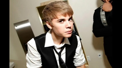Justin Bieber Performance at Georgia Music Hall of Fame Awards 2011