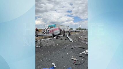 Тир скъса мантинела и удари две коли в насрещното на "Тракия", има жертва