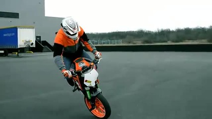 Малко танци с мотор ..