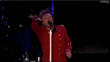Bon Jovi - We Got It Going On (live From Lisbon 2011)