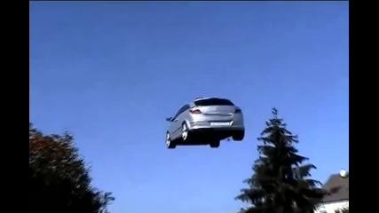 летящата кола.. 