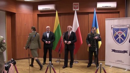 Poland: Ukrainian-Lithuanian-Polish brigade to be ready by Jan 2017 - Polish DefMin