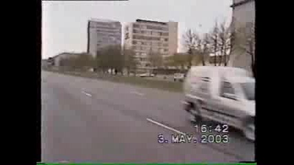 Моторист Се Забива В Полицейска Кола 