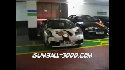 Army Lamborghini Gallardo arriving in the garage