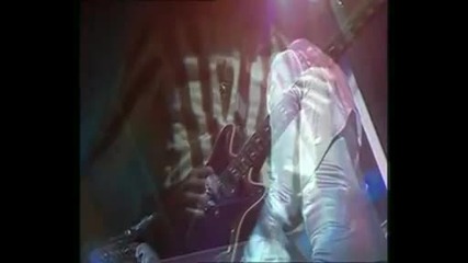 Queen - Bohemian Rhapsody ( Brian And Roger Talks) 