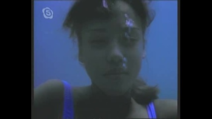 Jessica Alba Underwater