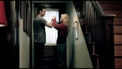 Kelly Clarkson - Because Of You
