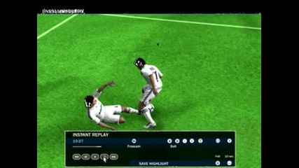 Fifa10-много гаден фал спънаха raul 7 номер от real madrid