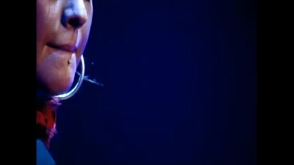 Christina Aguilera - Impossible Live Hq