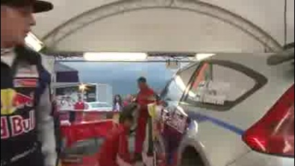 Raikkonen team hard at work 