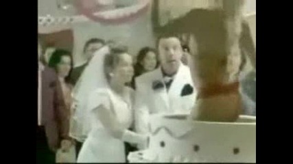 Стриптизьорка на сватбата