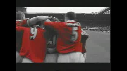 Manchester United - Lift It High