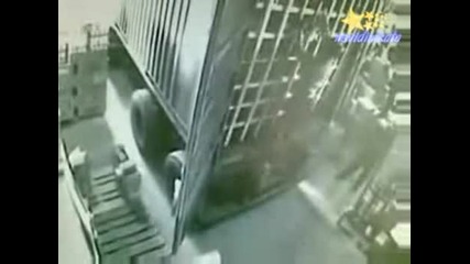 Най - Бързият Начин Да Разтовариш Камион!(смях)