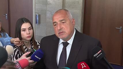 Борисов: Поздравявам новия финансов министър, че остави шефа на НАП Румен Спецов
