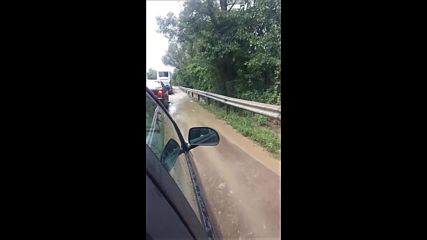 Река на пътя в село Румянцево