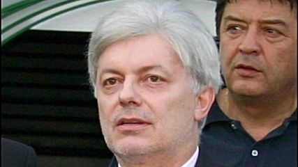 Вальо Михов пипна купата на шампионите за късмет на Гонг