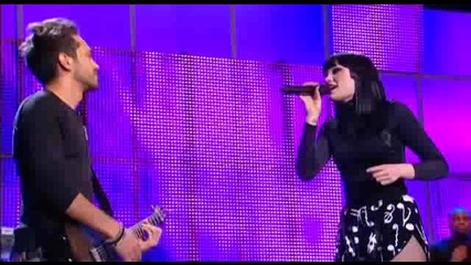 Jessie J - Price Tag (le Grand Journal Live)